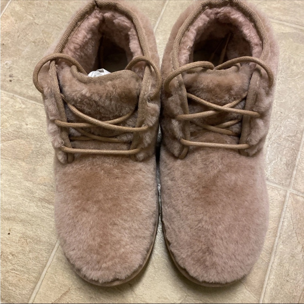 UGG Neumel Cozy Slipper Boots